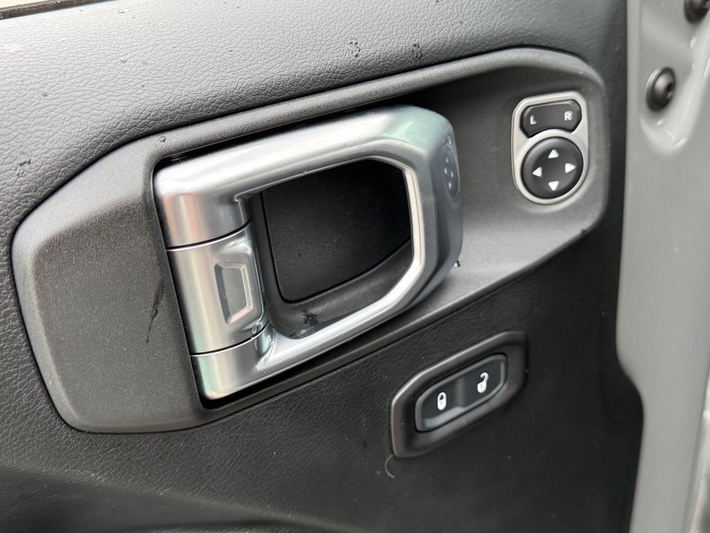 Used 2019 Jeep Wrangler Unlimited Sport S AWD/4WD image 15