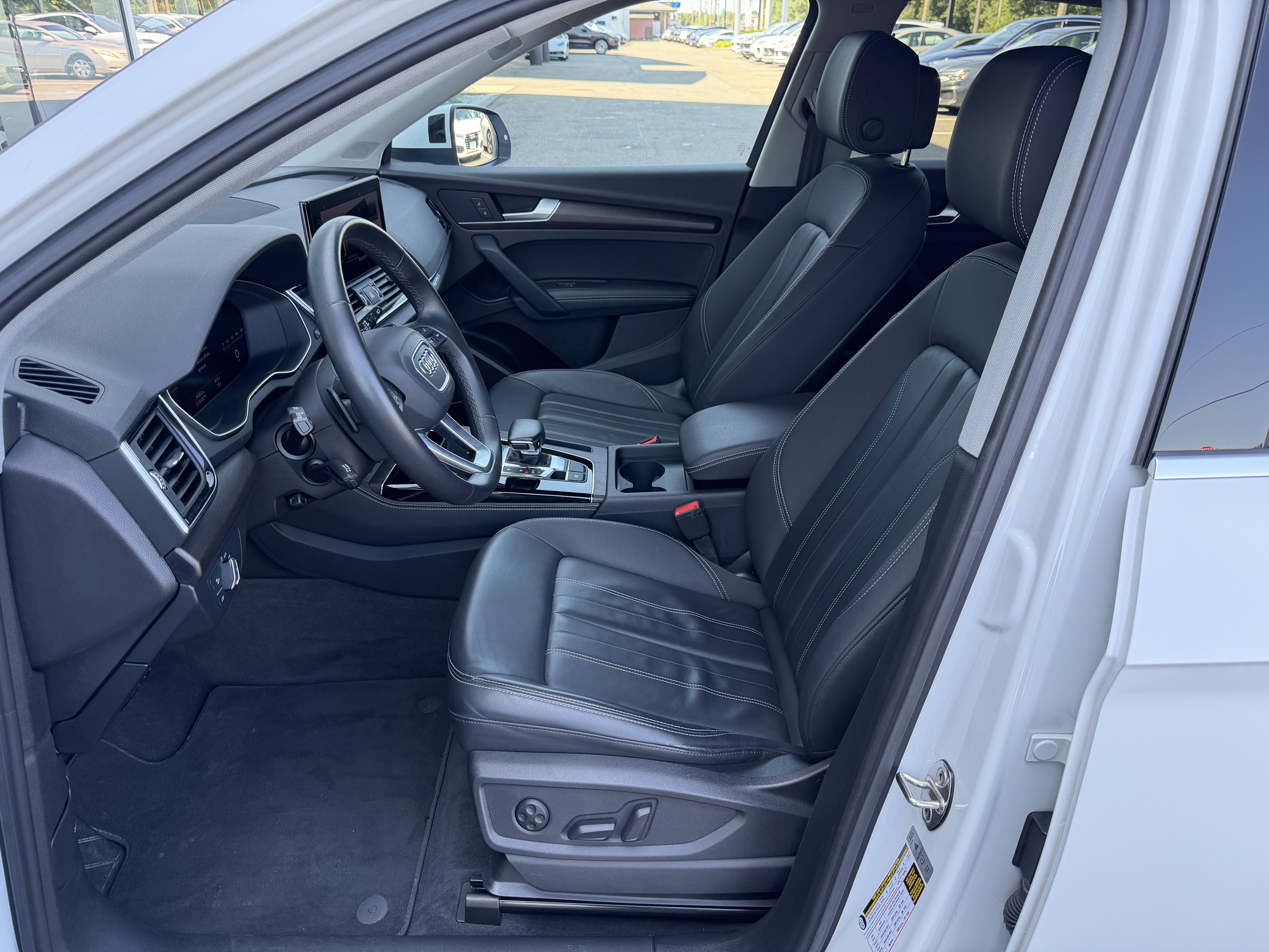 Certified 2023 Audi Q5 2.0T Premium Plus w/ Premium Plus Package AWD/4WD image 5