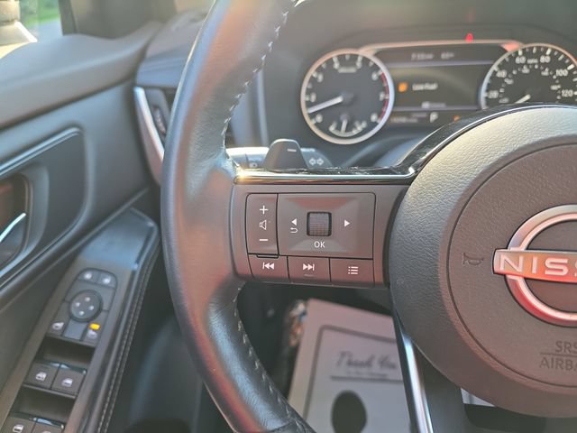 Used 2023 Nissan Rogue SV w/ SV Premium B Package FWD image 22