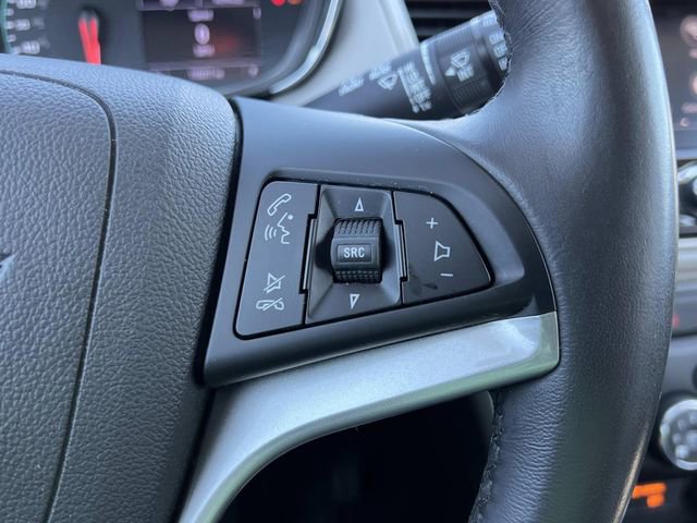 Used 2020 Chevrolet Trax LT w/ LT Convenience Package image 25