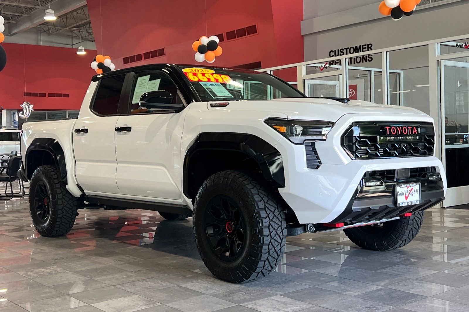 Used 2025 Toyota Tacoma TRD Pro image 2