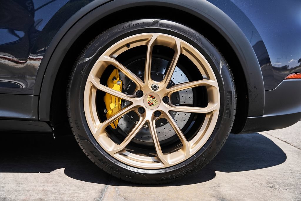 Used 2024 Porsche Cayenne Turbo GT AWD/4WD image 24