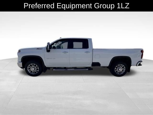 Used 2024 Chevrolet Silverado 3500 LTZ w/ LTZ Plus Package image 4