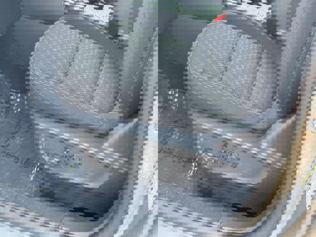 Used 2024 Ford Escape Active image 25