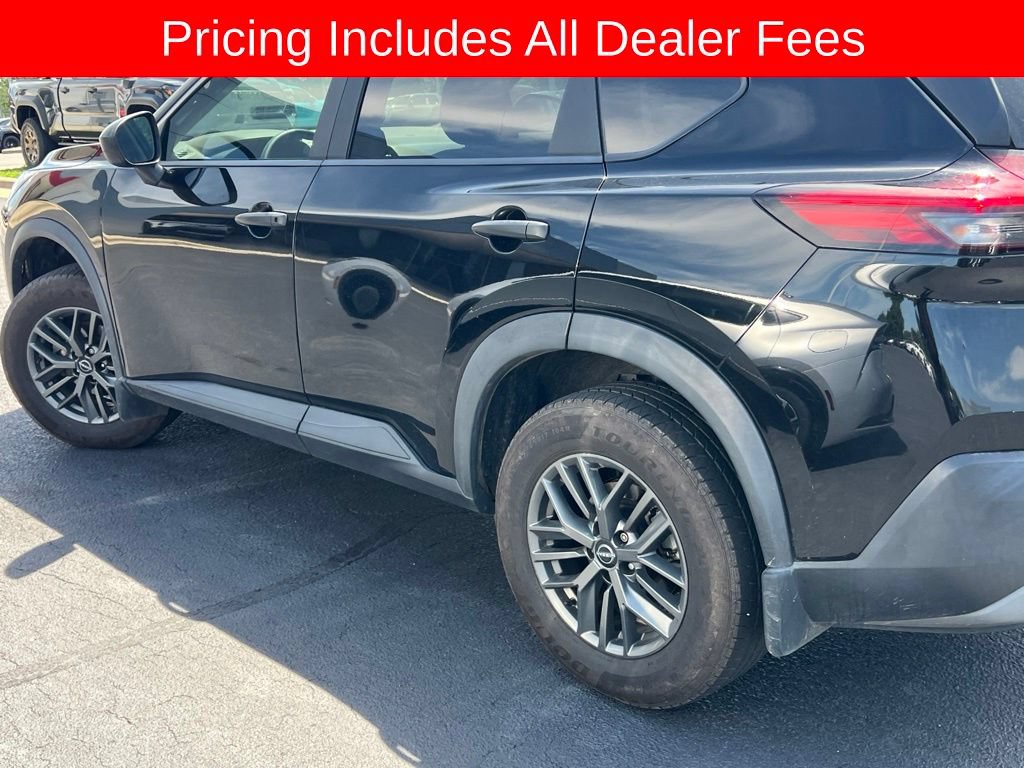 Used 2023 Nissan Rogue S FWD image 5