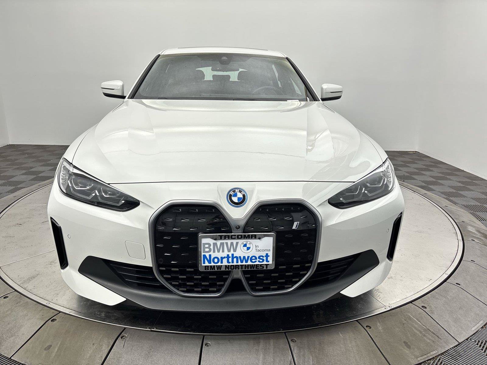 Used 2024 BMW i4 eDrive35 w/ Parking Assistance Package RWD image 14