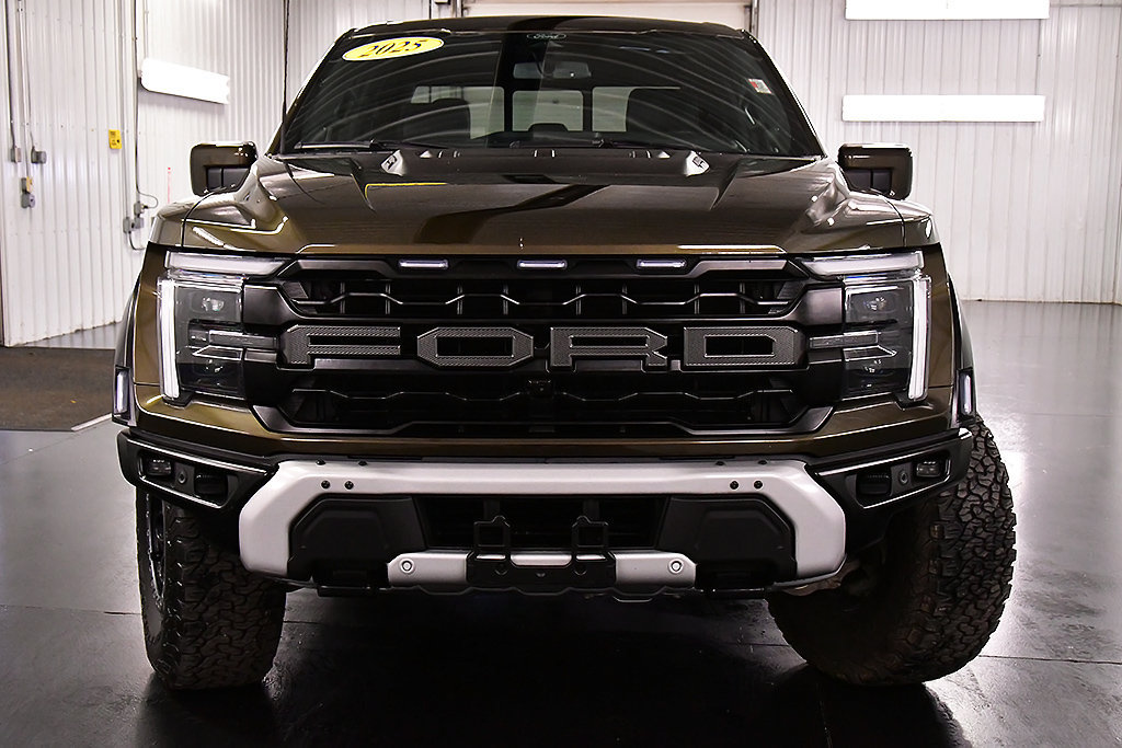 Used 2025 Ford F150 Raptor AWD/4WD image 2