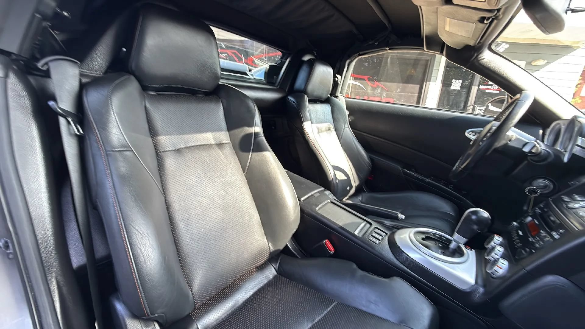 Used 2007 Nissan 350Z Touring RWD image 21