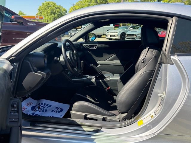 Used 2023 Toyota GR86 Premium w/ ALL Weather Mat Package (TMS) image 15
