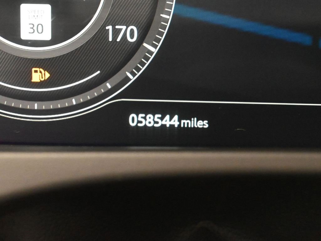 Used 2019 Jaguar F-PACE S image 13