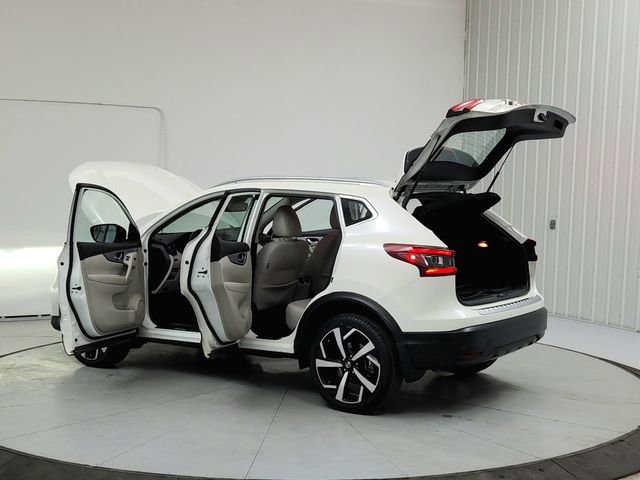 Used 2020 Nissan Rogue Sport SL w/ Premium Package image 13