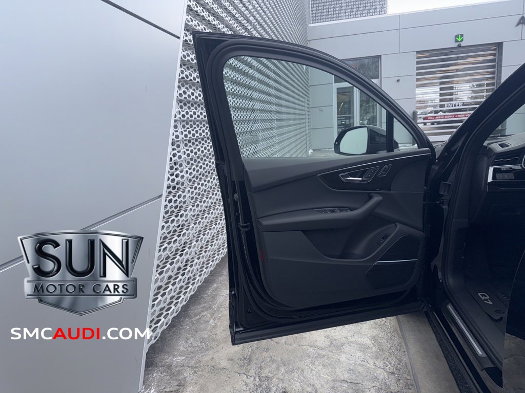 Used 2025 Audi Q7 2.0T Premium w/ Convenience Plus Package image 21