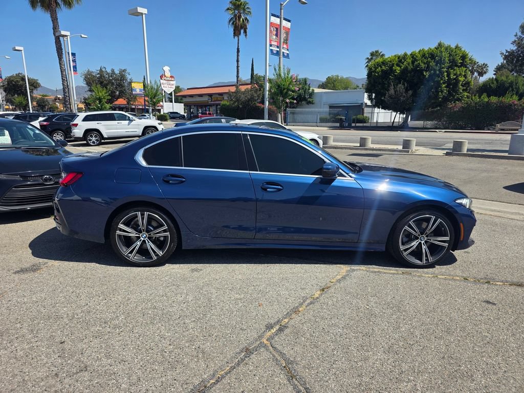 Used 2024 BMW 330i Sedan RWD image 4