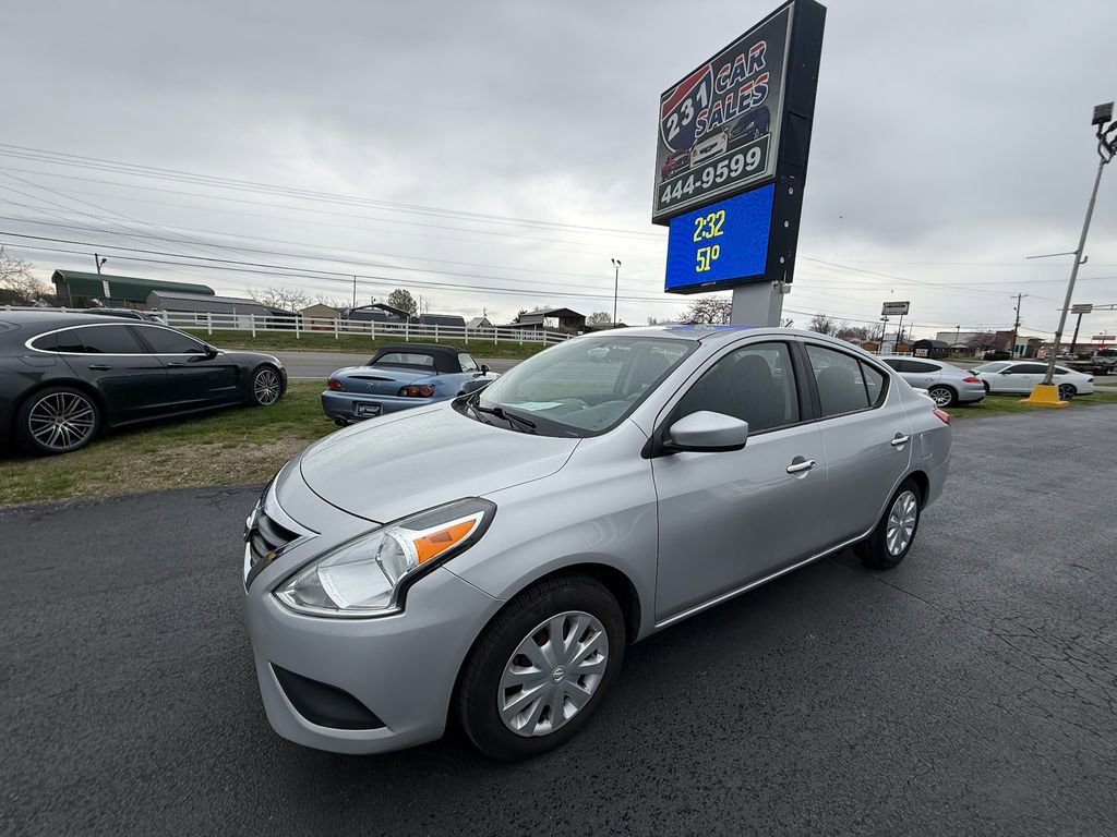 Used 2017 Nissan Versa SV image 7