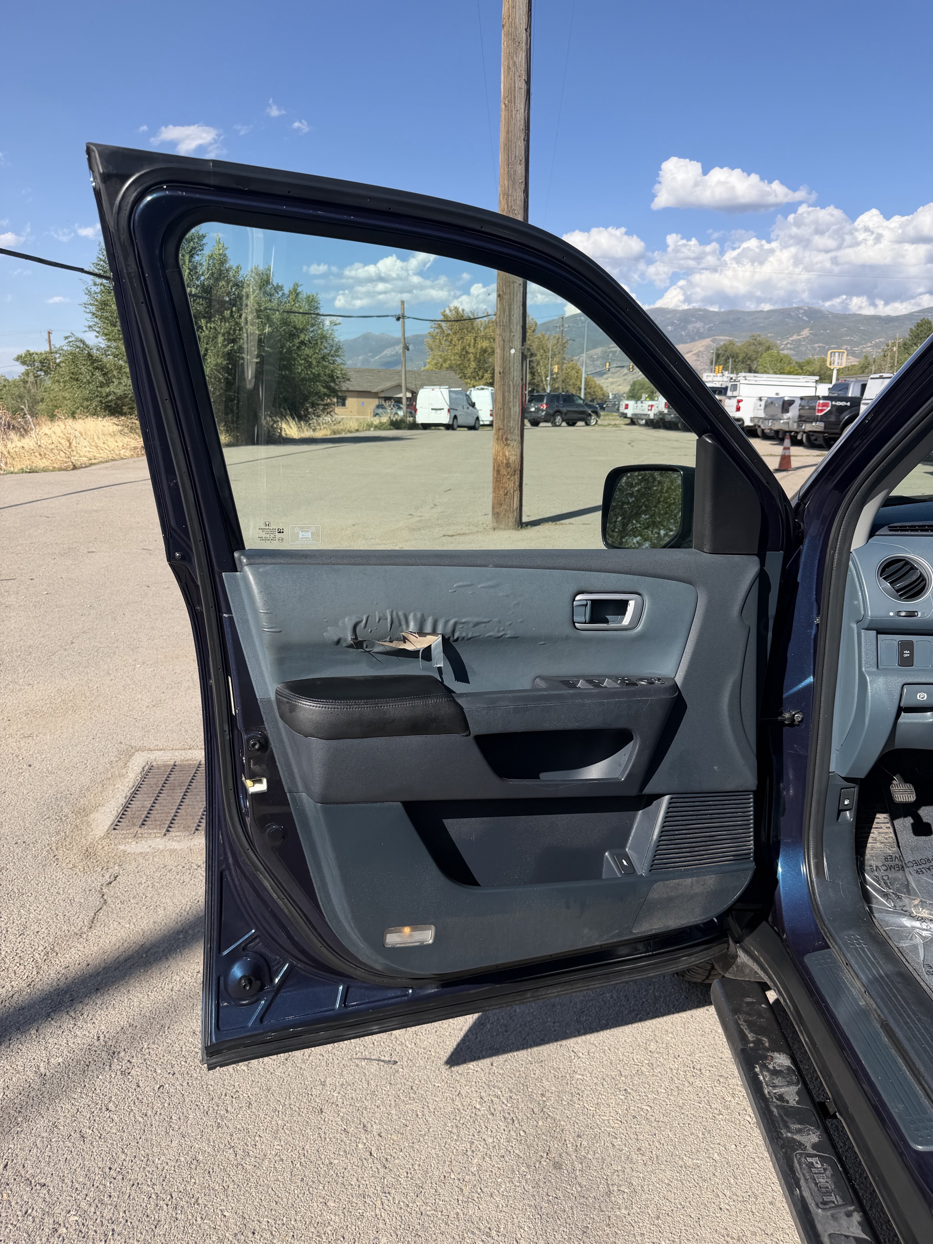 Used 2009 Honda Pilot EX-L image 17