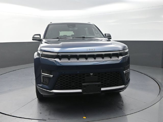 New 2026 Jeep Grand Wagoneer Limited AWD/4WD image 3