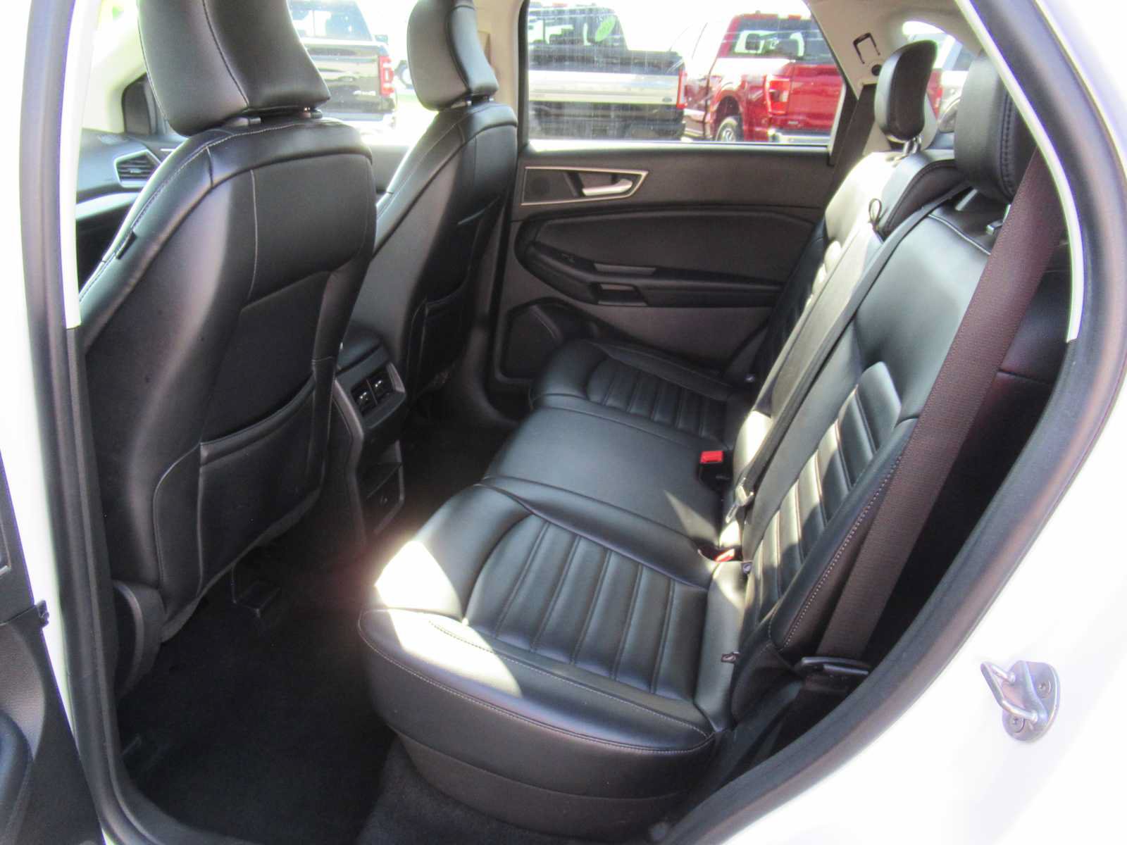 Used 2024 Ford Edge SEL AWD/4WD image 13