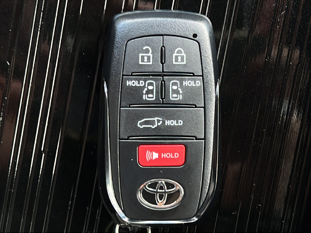 New 2026 Toyota Sienna XSE AWD/4WD image 23
