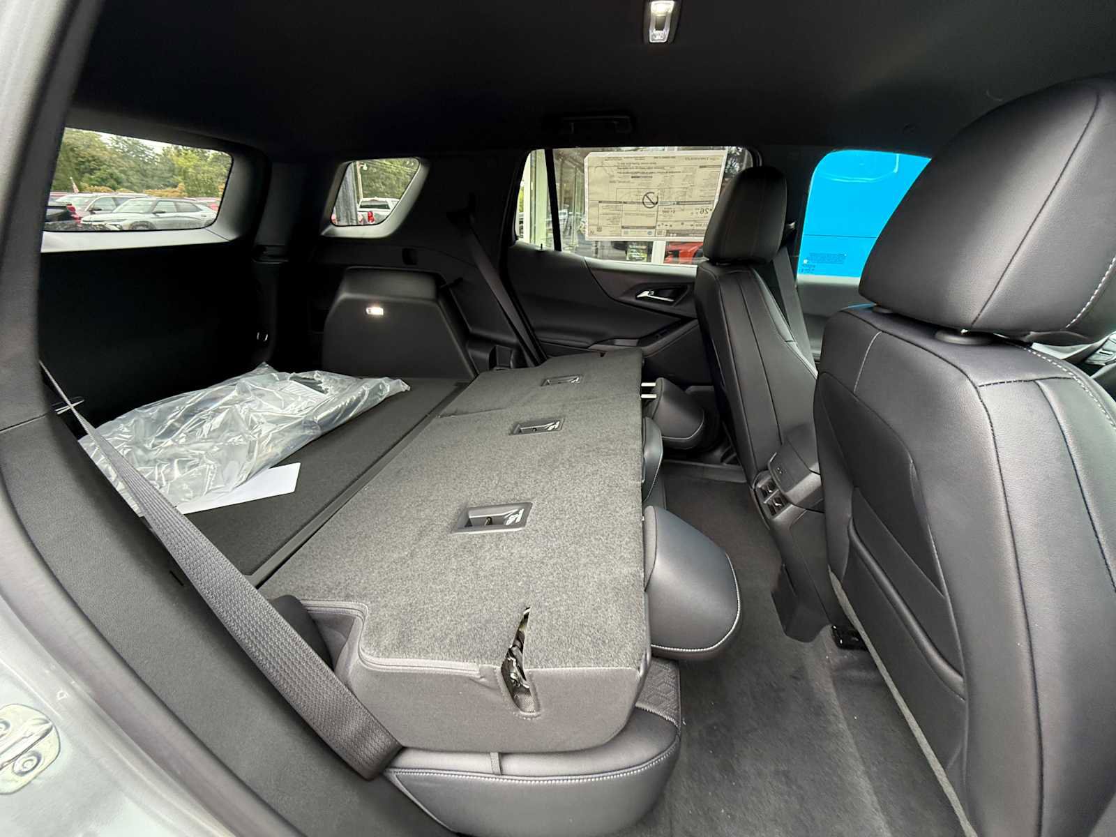 New 2026 Chevrolet Equinox LT w/ Convenience Package II image 33