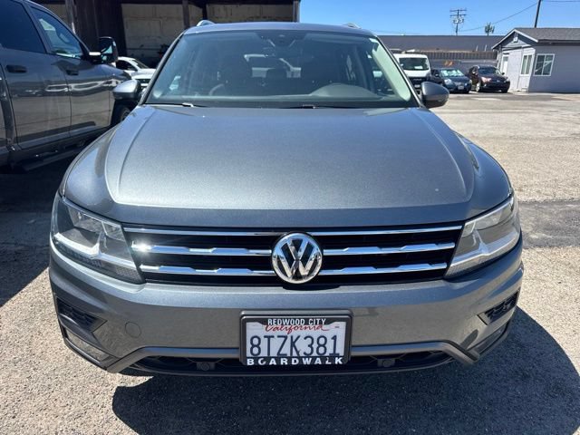 Used 2021 Volkswagen Tiguan SEL AWD/4WD image 2