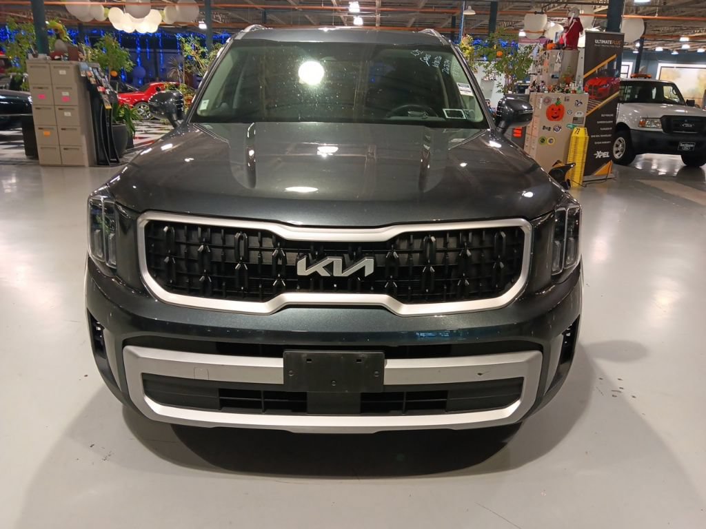 Used 2023 Kia Telluride EX AWD/4WD image 8