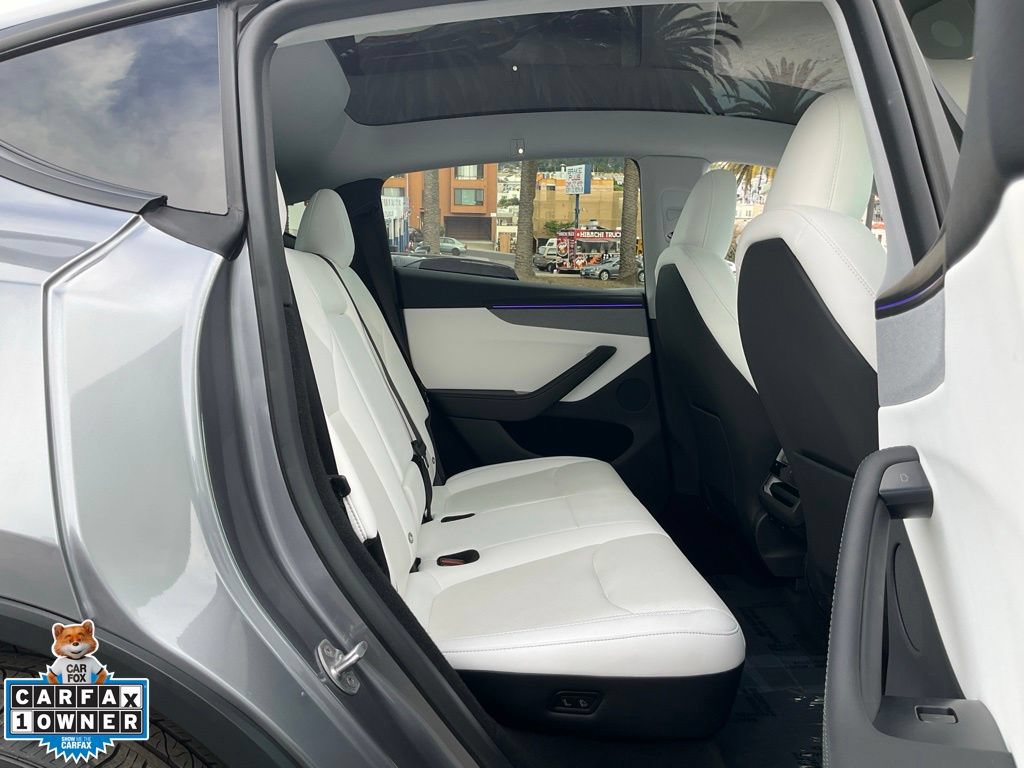 Used 2026 Tesla Model Y Long Range AWD/4WD image 49