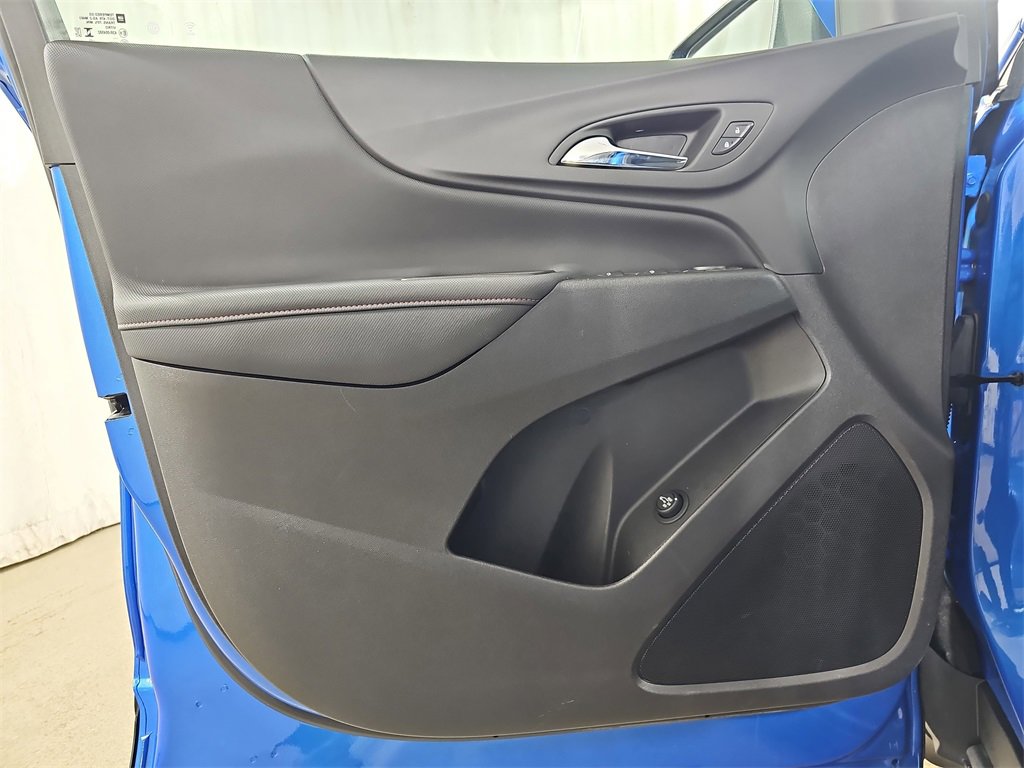 Certified 2024 Chevrolet Equinox RS w/ LPO, Floor Liner Package image 31