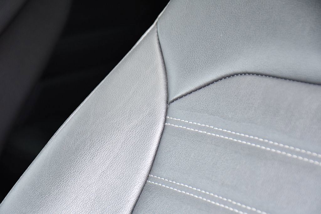 Used 2016 Ford Fusion SE w/ Equipment Group 202A FWD image 14