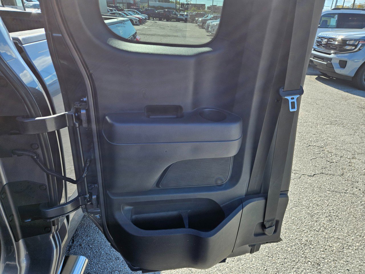 Used 2018 Nissan Titan S w/ S Utility Package image 17