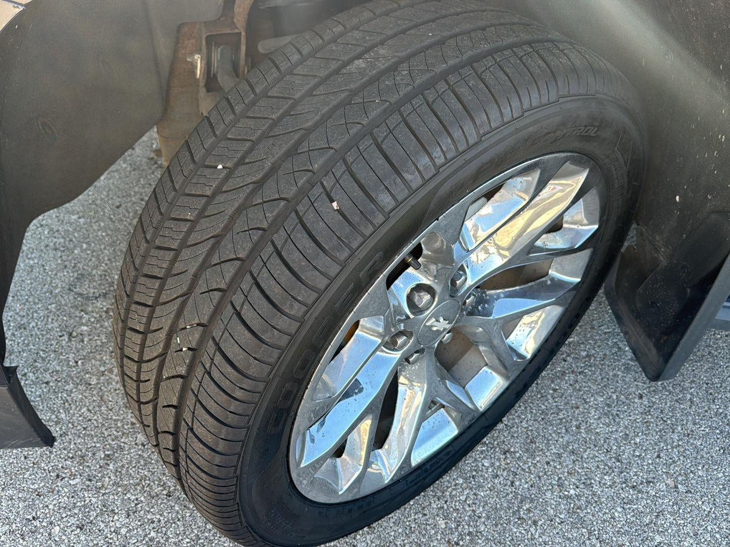 Used 2018 Chevrolet Tahoe LT AWD/4WD image 11