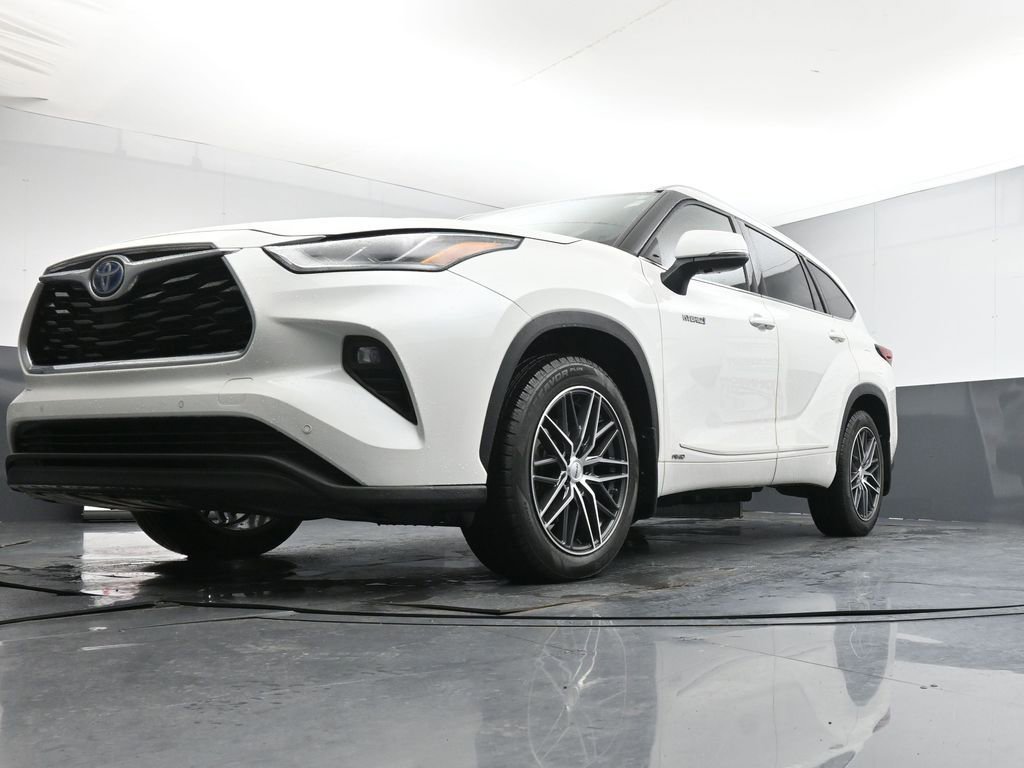 Used 2020 Toyota Highlander Limited image 20
