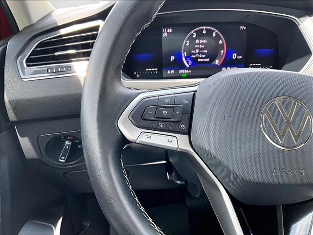 Used 2023 Volkswagen Tiguan SE FWD image 18