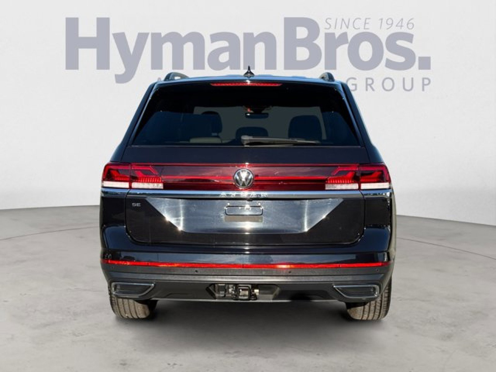 Used 2024 Volkswagen Atlas SE image 4