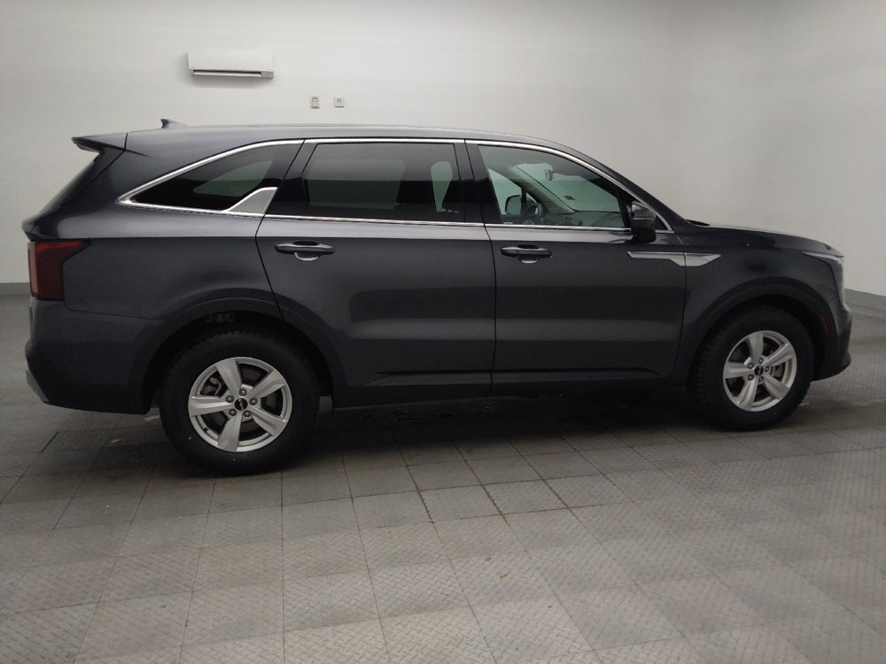Used 2024 Kia Sorento LX FWD image 10