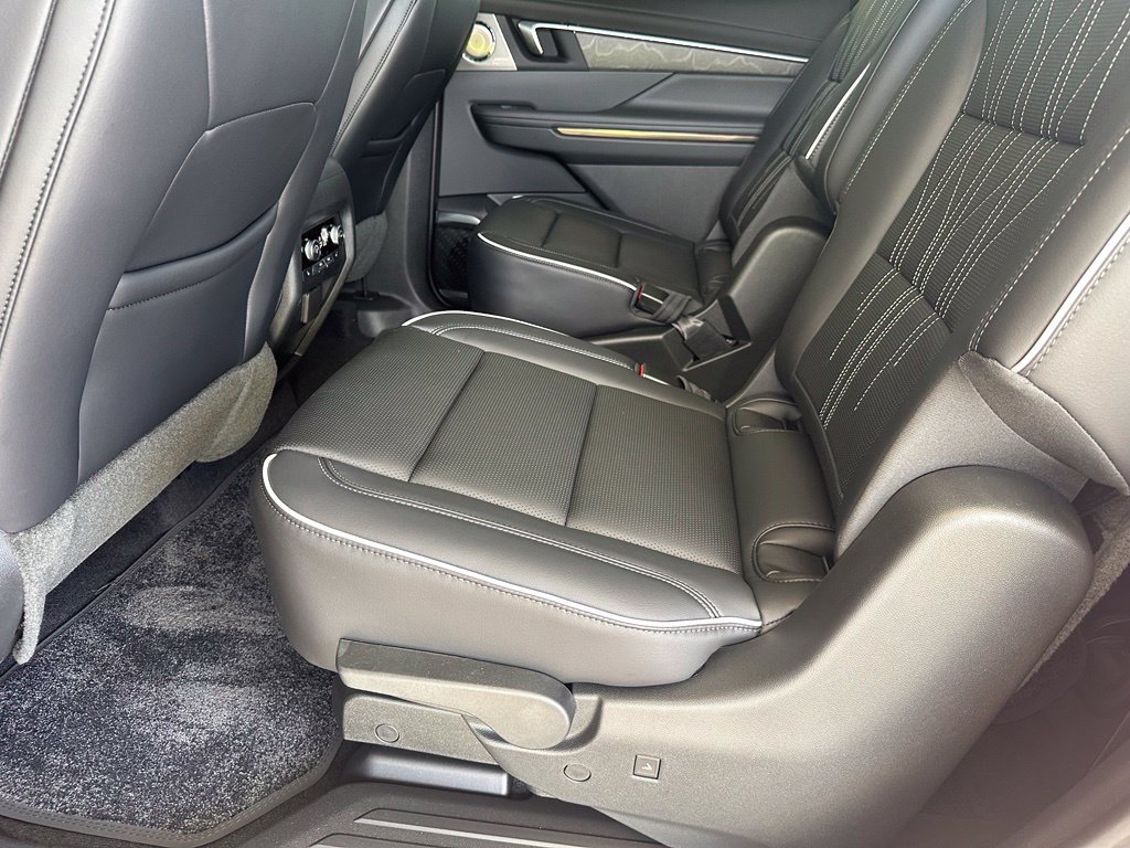 New 2026 Buick Enclave Avenir w/ Super Cruise Package FWD image 31