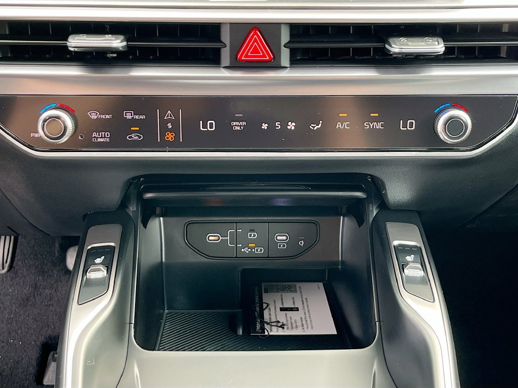 New 2026 Kia Sorento EX w/ EX Premium Package FWD image 25