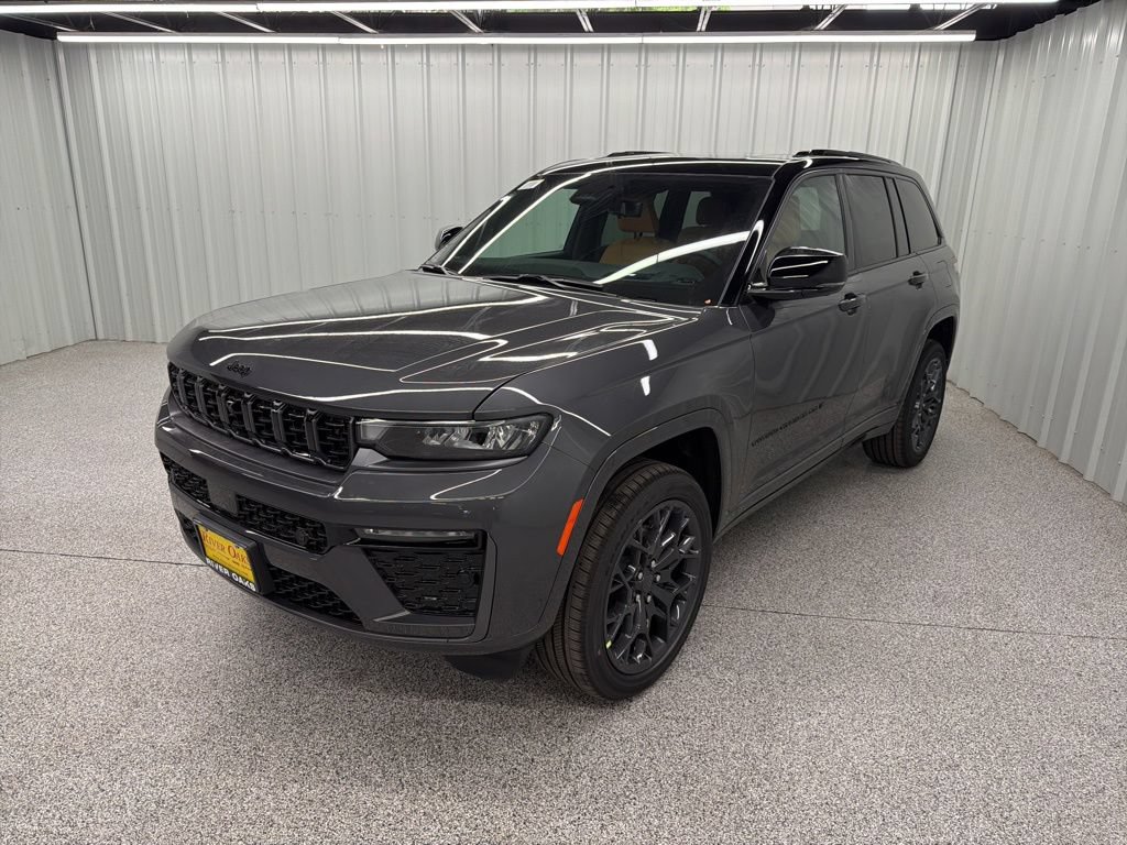 New 2026 Jeep Grand Cherokee Summit AWD/4WD image 3