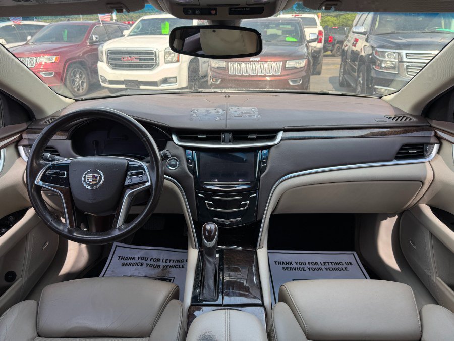 Used 2013 Cadillac XTS Luxury FWD image 20