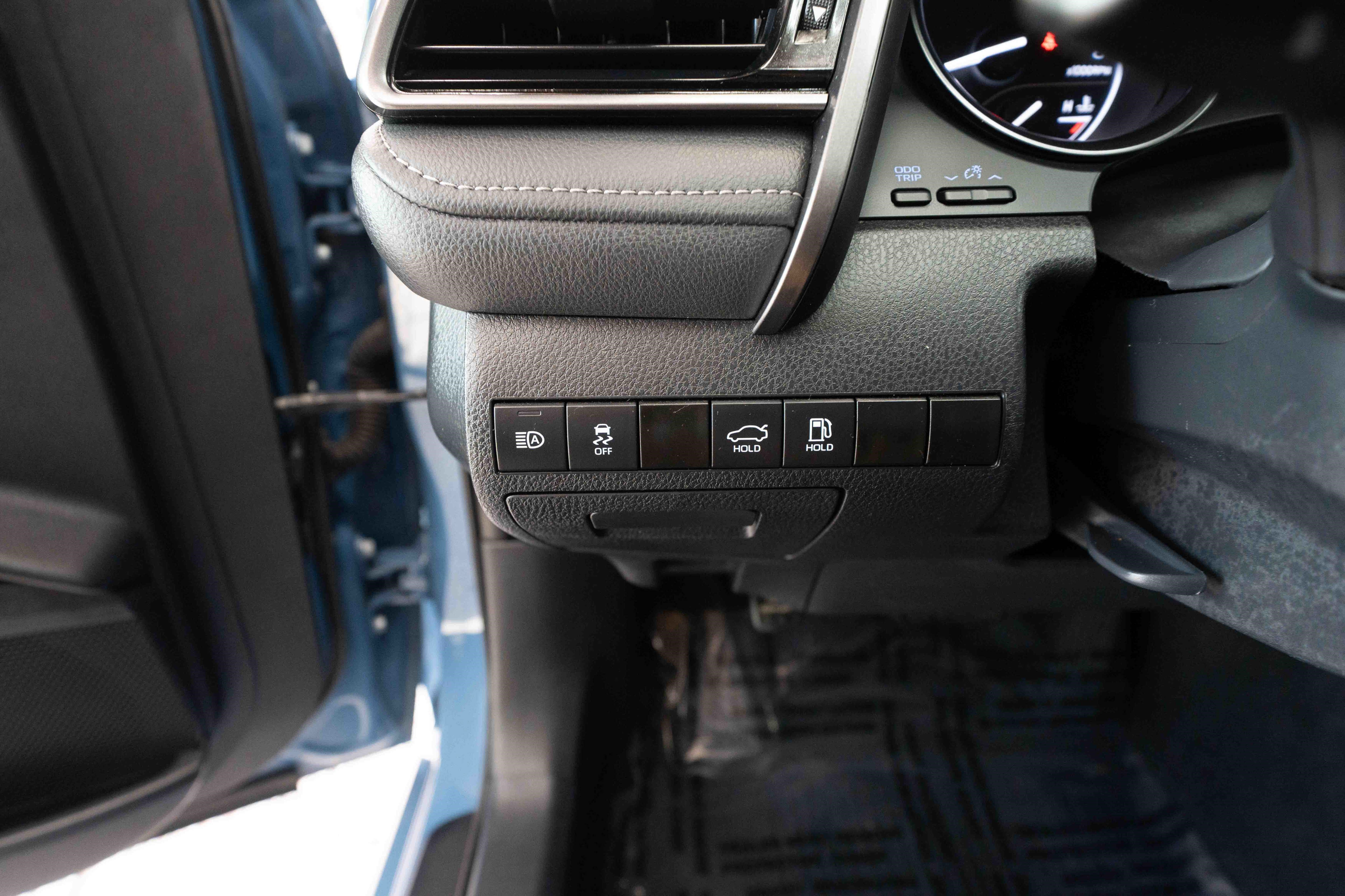 Used 2024 Toyota Camry SE FWD image 11