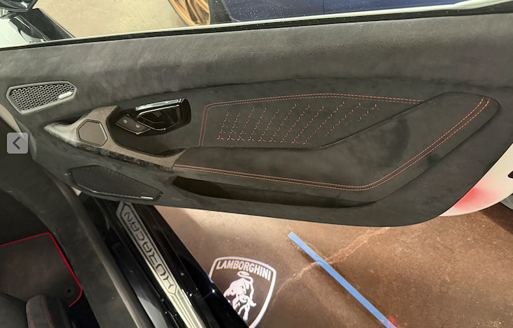 Used 2019 Lamborghini Huracan Performante AWD/4WD image 17