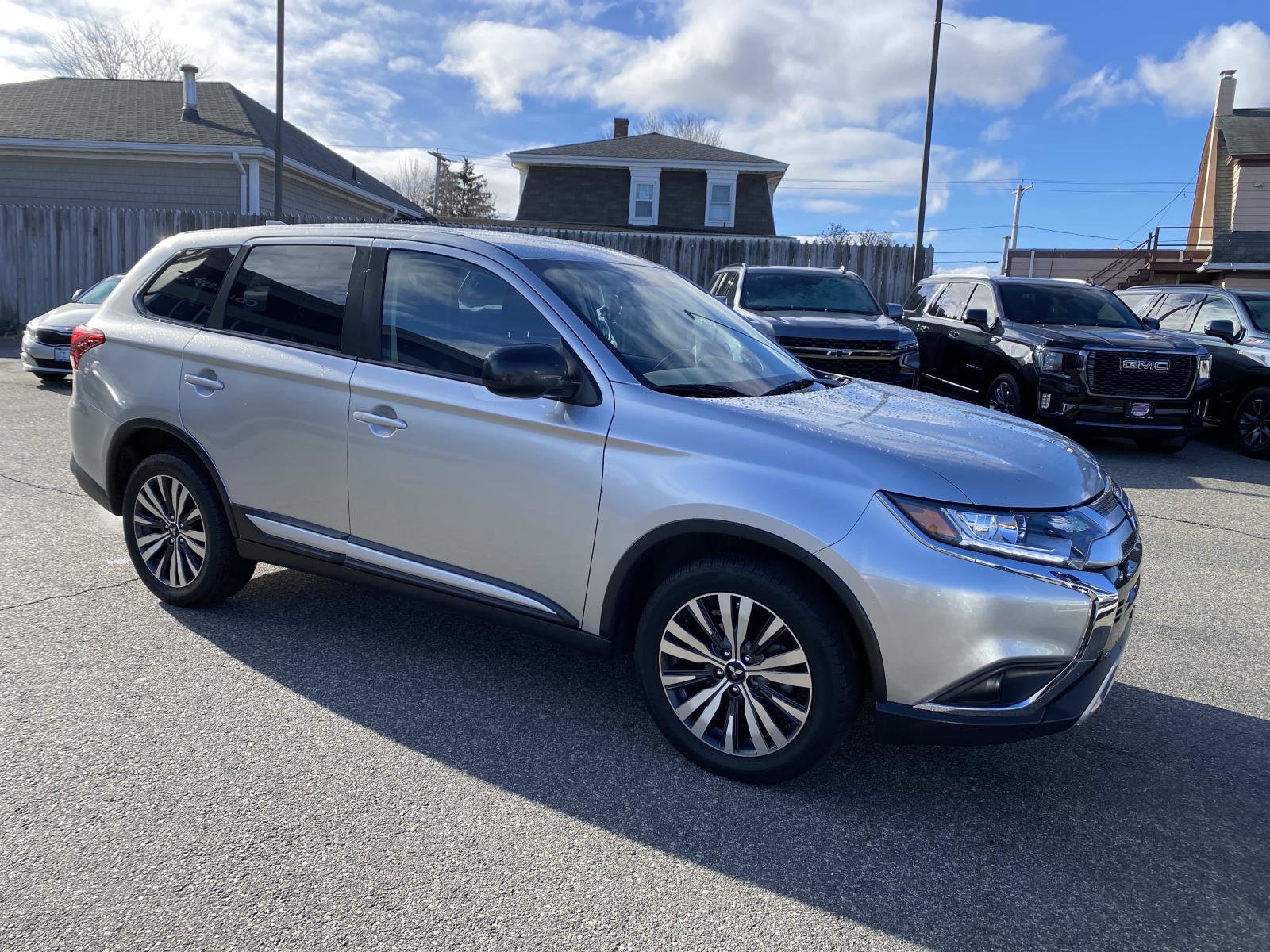 Used 2020 Mitsubishi Outlander ES image 8
