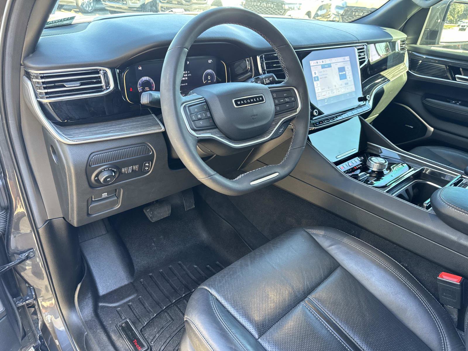 Used 2022 Jeep Wagoneer Series III w/ Convenience Group I image 17