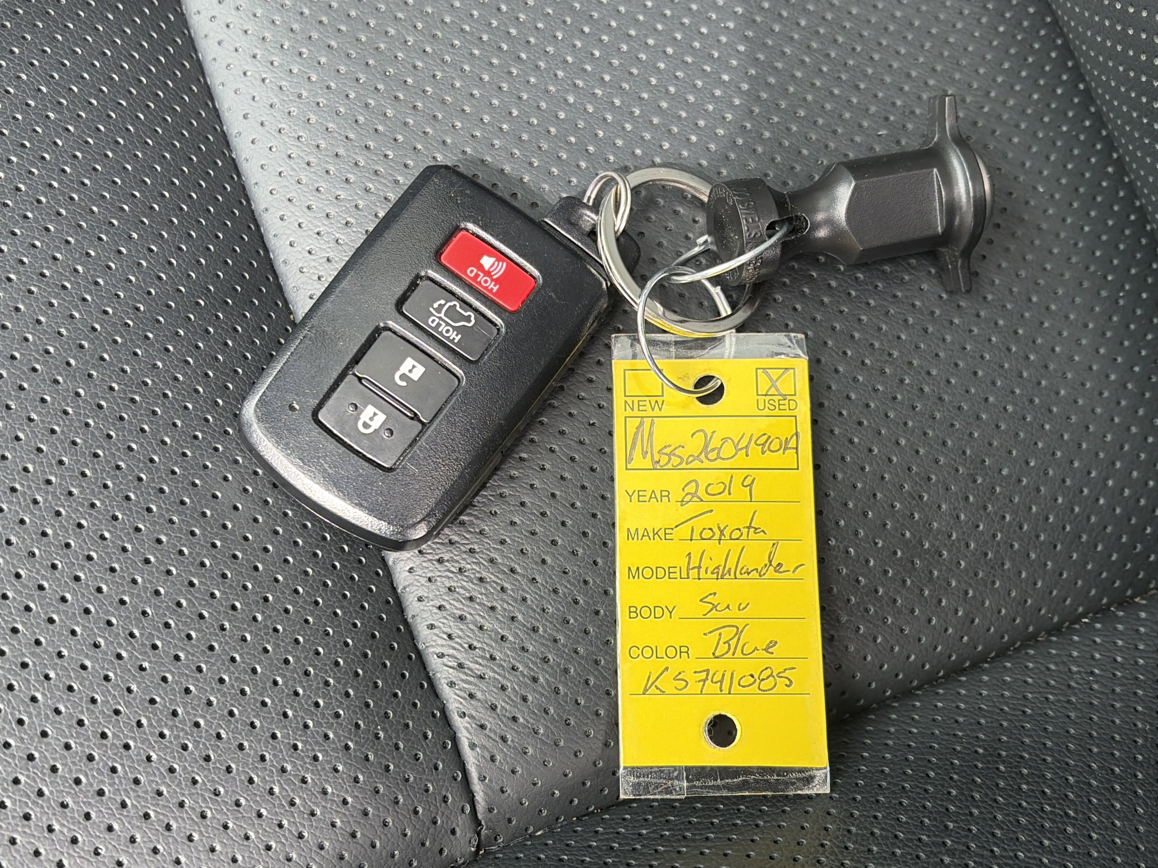 Used 2019 Toyota Highlander Limited AWD/4WD image 36