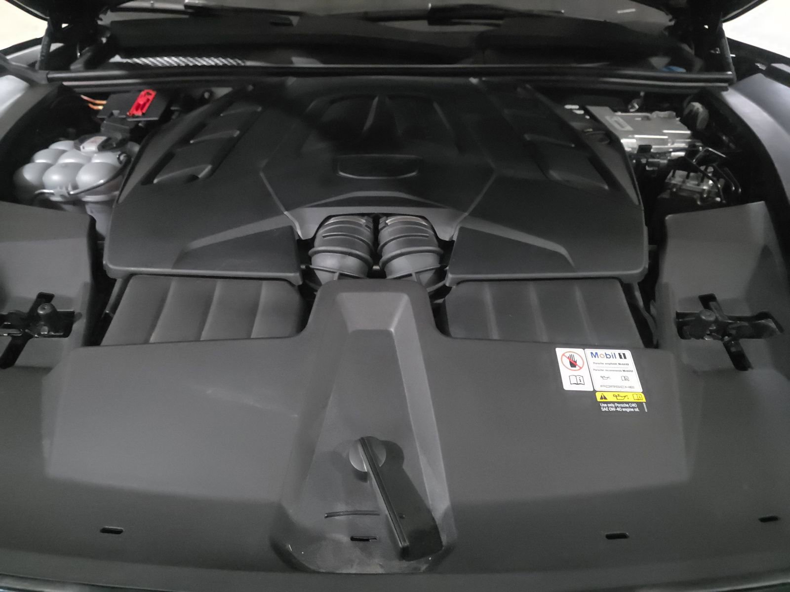 Used 2024 Porsche Cayenne S image 17