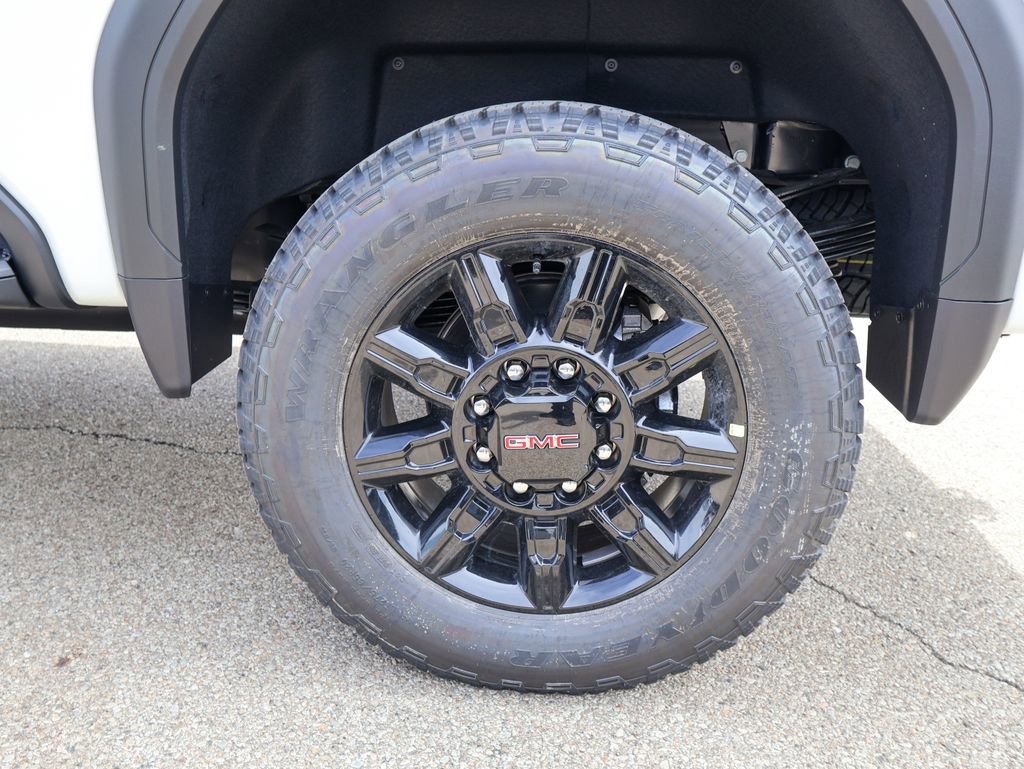 New 2026 GMC Sierra 2500 AT4 w/ AT4 Premium Plus Package AWD/4WD image 37