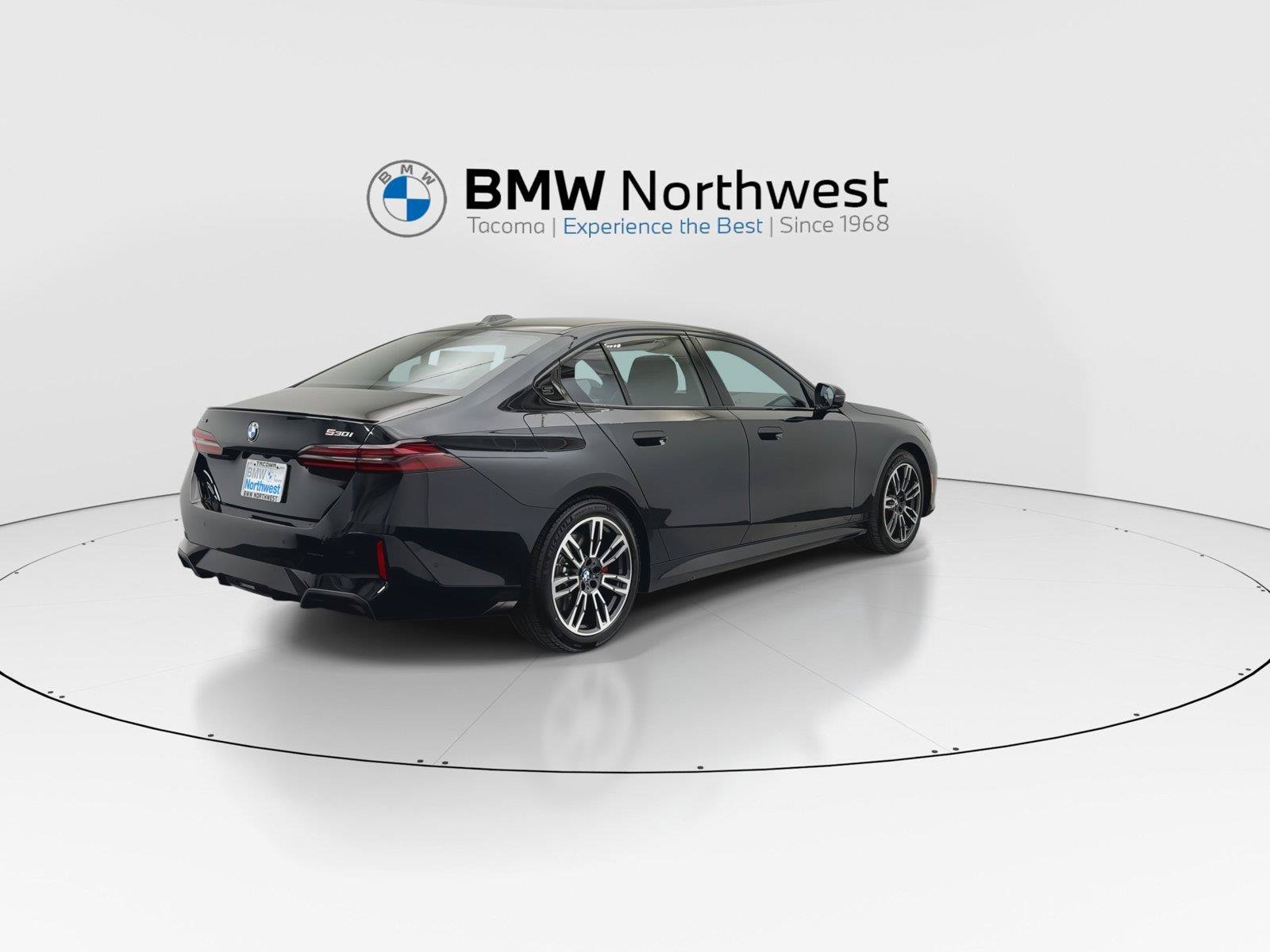 New 2027 BMW 530i xDrive w/ M Sport Package AWD/4WD image 3