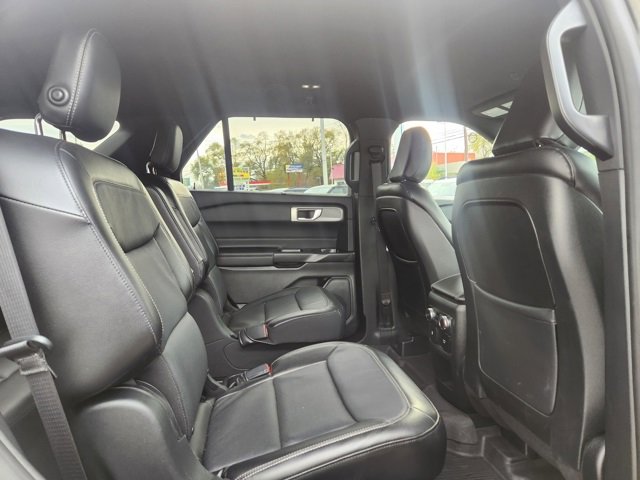 Used 2020 Ford Explorer Limited image 17