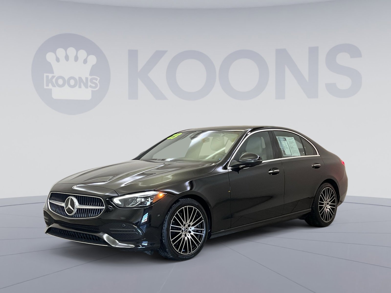 Used 2023 Mercedes-Benz C 300 4MATIC Sedan image 1