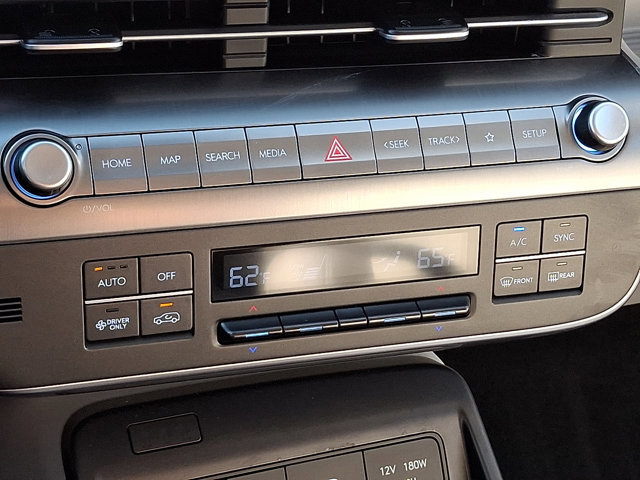 Certified 2024 Hyundai Kona SEL image 15