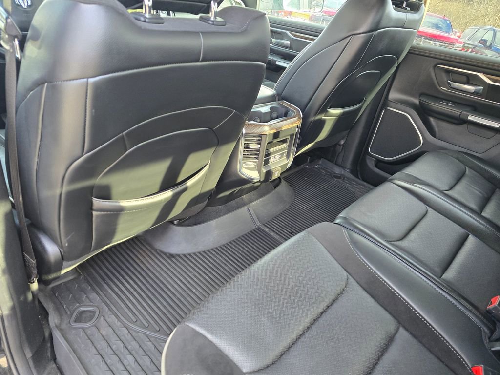 Used 2019 RAM 1500 Laramie image 25